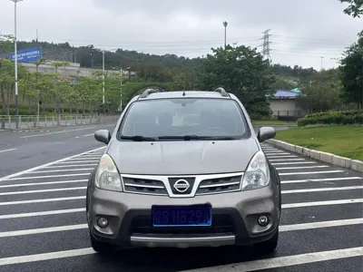 Nissan Livina 2012, 120000 км, за 13799 CNY