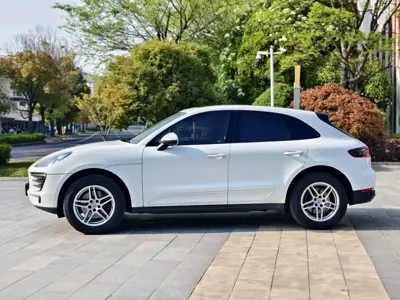 Porsche Macan 2017, 100000 км, за 118800 CNY - фото 8
