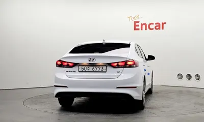 Hyundai Avante 2018, 81575 км, за 12900000 KRW