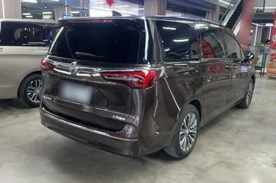 Buick GL8 2021, 110200 км, за 169734.41 CNY