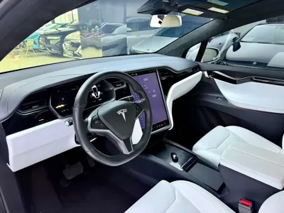 Tesla Model X 2019, 158000 км, за 228000 CNY - фото 5