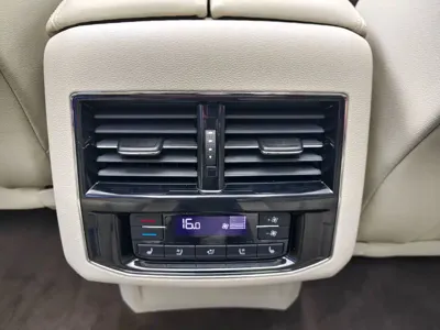 Volkswagen Viloran 2020, 50000 км, за 129900 CNY - фото 22