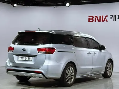 Kia Canival 2015, 182788 км, за 6500000 KRW - фото 2