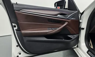 BMW 5-Series 2017, 119517 км, за 21800000 KRW - фото 24