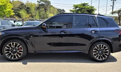 BMW X5 2025, 2500 км, за 75000000 KRW