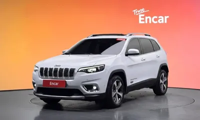 Jeep Cherokee · 2020 год