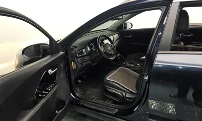 Kia Niro 2018, 132035 км, за 12200000 KRW - фото 10