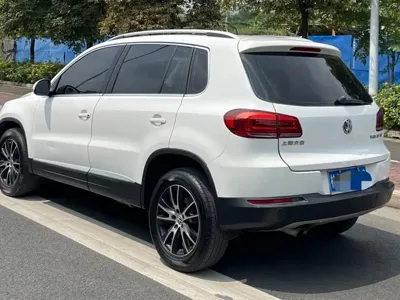Volkswagen Tiguan 2013, 140000 км, за 23800 CNY