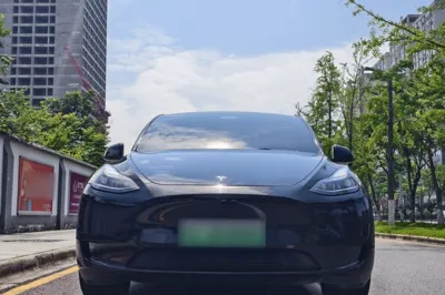 Tesla Model Y 2022, 61800 км, за 170531.19 CNY - фото 12