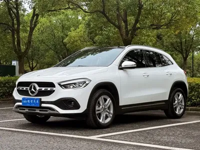 Mercedes-Benz GLA 2023, 11000 км, за 139800 CNY - фото 1