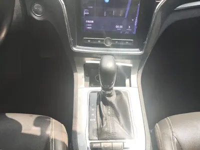 Roewe RX5 2019, 80000 км, за 23500 CNY - фото 12