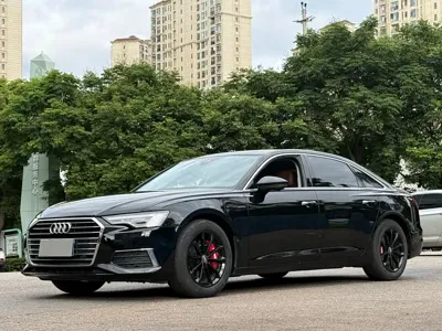 Audi A6L · 2022 год
