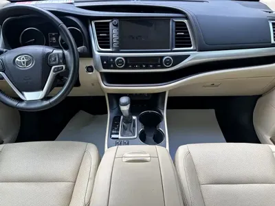 Toyota Highlander 2018, 123800 км, за 115800 CNY - фото 7