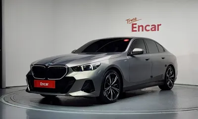 BMW 5-Series · 2025 год