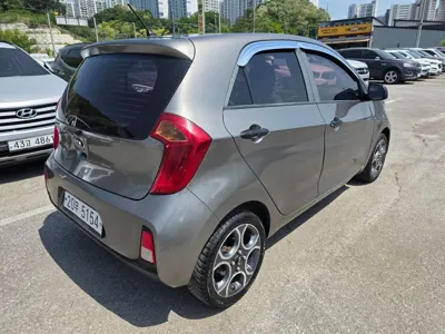 Kia Morning 2016, 117867 км, за 3650000 KRW