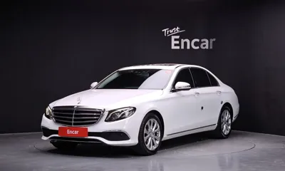 Mercedes-Benz E-Class · 2017 год