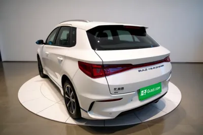 BYD e2 2020, 48000 км, за 58469.33 CNY