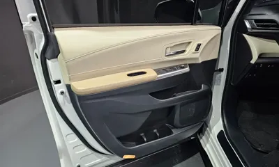 Toyota Sienna 2022, 31393 км, за 46900000 KRW - фото 20