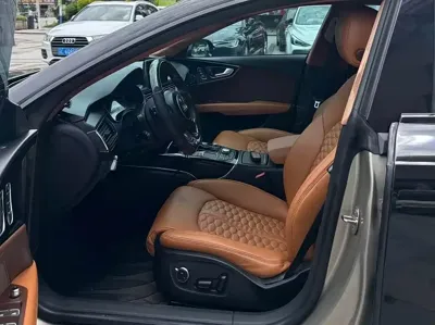 Audi A7 2012, 90000 км, за 69900 CNY