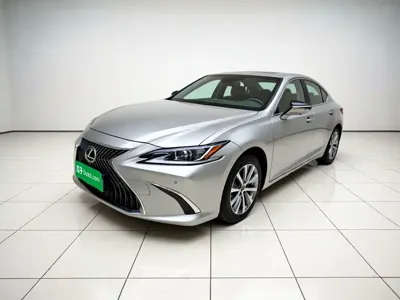 Lexus ES · 2019 год