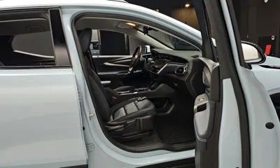 ChevroletGMDaewoo 볼트 EUV 2023, 64250 км, за 24300000 KRW - фото 11