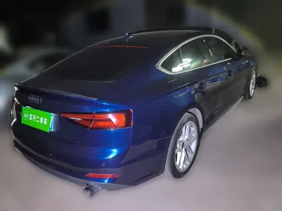 Audi A5 2019, 81300 км, за 132023.36 CNY - фото 20
