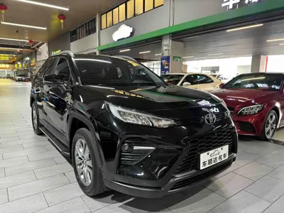 Toyota Wildlander 2024, 25000 км, за 105000 CNY