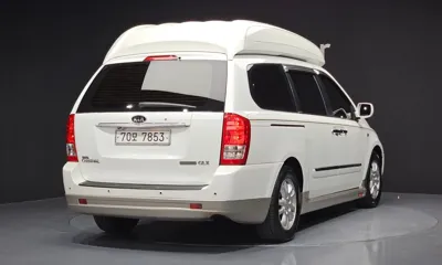 Kia Canival 2008, 119233 км, за 6500000 KRW
