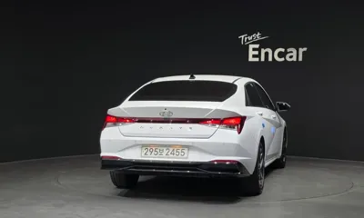 Hyundai Avante 2023, 77174 км, за 17990000 KRW