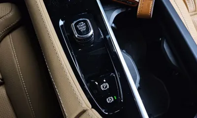 Volvo XC90 2025, 7722 км, за 76500000 KRW - фото 30