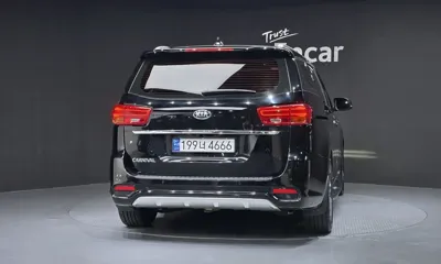 Kia Canival 2019, 49822 км, за 14990000 KRW - фото 4