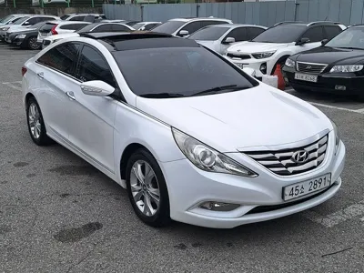 Hyundai Sonata 2010, 160337 км, за 3290000 KRW