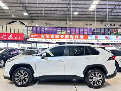 Toyota RAV4 2023, 50000 км, за 108800 CNY - фото 3