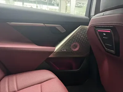 BMW 5 Series 2025, 1700 км, за 293300 CNY - фото 8