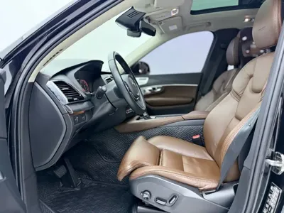 Volvo XC90 2020, 114000 км, за 188000 CNY
