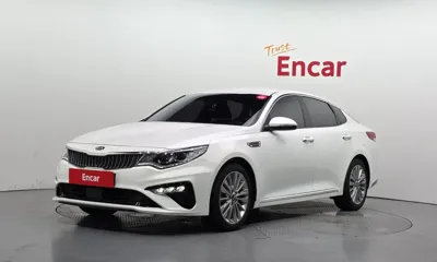 Kia K5 · 2020 год