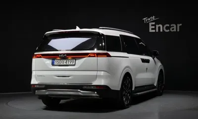 Kia Canival 2023, 131033 км, за 27000000 KRW