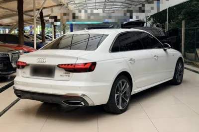 Audi A4L 2020, 46400 км, за 147638.3 CNY