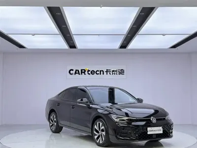 Volkswagen Passat 2025, 9000 км, за 152800 CNY - фото 7