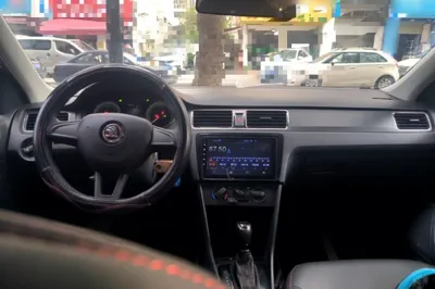 Skoda Rapid Spaceback 2019, 74000 км, за 50027.48 CNY - фото 18
