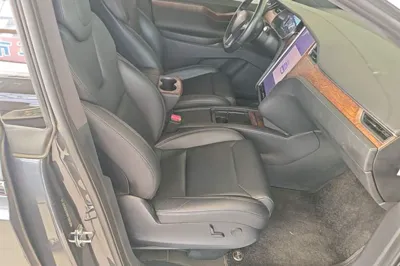 Tesla Model X 2019, 56900 км, за 270060.22 CNY - фото 19