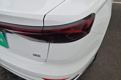Geely Auto Emgrand 2022, 84500 км, за 55015.97 CNY - фото 9