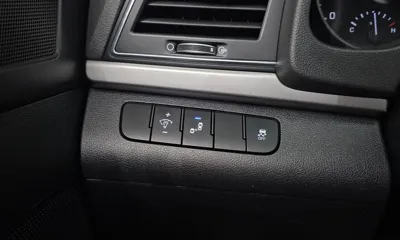 Hyundai Avante 2018, 110533 км, за 9700000 KRW - фото 20