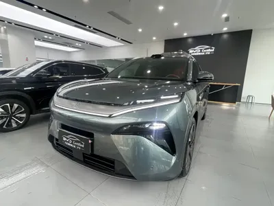 BYD 唐L · 2025 год