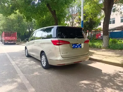 Buick GL8 2019, 95000 км, за 99800 CNY - фото 9