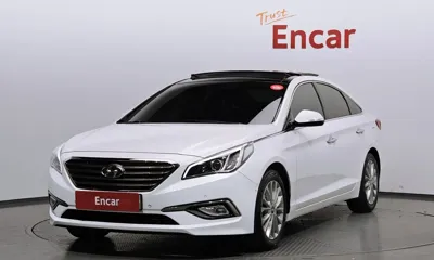 Hyundai Sonata · 2015 год