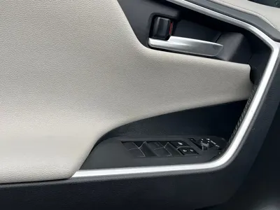 Toyota Wildlander 2020, 69000 км, за 89800 CNY - фото 13