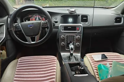 Volvo S60 2014, 126000 км, за 39679.75 CNY - фото 9