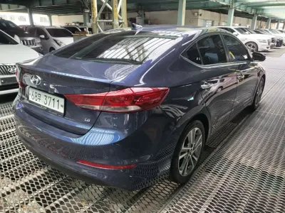 Hyundai Avante 2018, 134000 км, за 8990000 KRW - фото 6