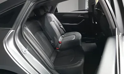 Hyundai Sonata 2018, 161953 км, за 9300000 KRW - фото 12